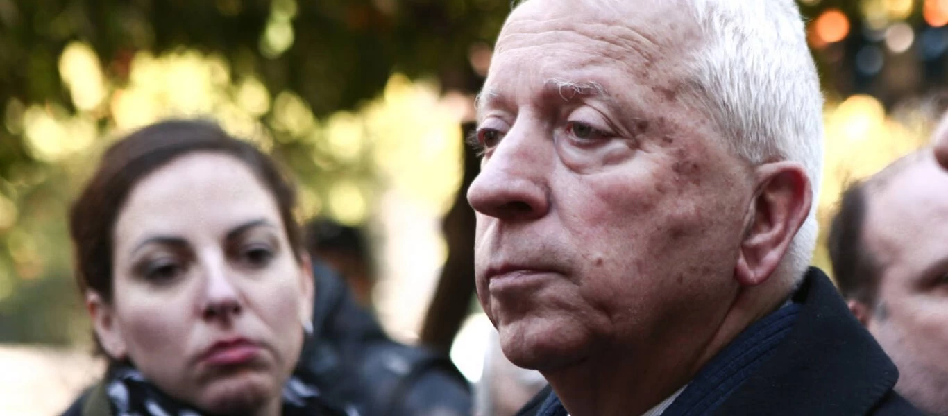 Κ.Μουτζούρης: «Τις ιδιωτικές μου συνομιλίες θα τις διεξάγω όπως εγώ κρίνω και επιθυμώ» (φωτο)